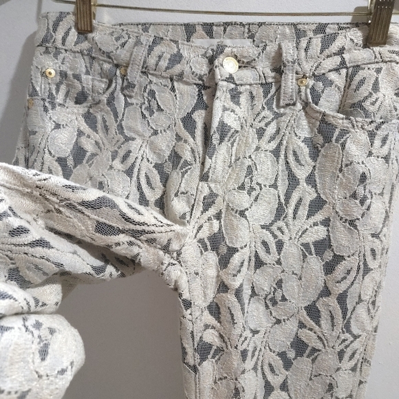 7 For All Mankind | Women's Cream And Gold Tone Lace Pattern Pant - Picture 4 of 12